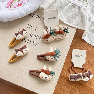 Lindas pinzas para el cabello bordadas de zorro y conejo con gomas de felpa suave