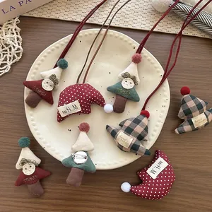 Spilla e Collana con Ciondolo ad Albero di Natale in Tessuto Fatto a Mano per Bambini Gioielli Cartoon Imbottiti Regalo per Bambini