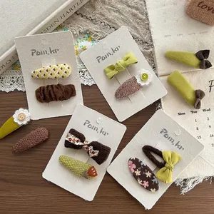 Set di fermagli per capelli per bambini fatti a mano con fiocchi e ricami