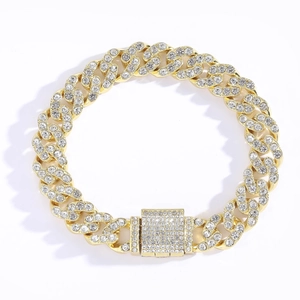 Bracciale cubano da 12mm in oro da uomo con strass incastonati e chiusura a scatto di lusso