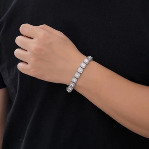 Chic bracelet tennis de 10mm avec zircons carrés sur chaîne argentée pour homme
