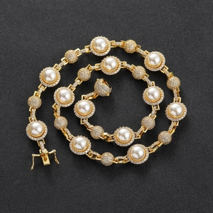 Hip hop pearl necklace with gold plated chain and sparkling rhinestone halo details