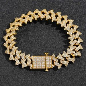 18mm Iced Out Goldenes Cuban Link Armband mit Dornen und Zirkonia für Herren