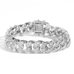 Bracciale cubano da 13mm color argento con zirconi a taglio baguette micro-pavé