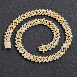 Chaîne cubaine 12mm sertie de diamants avec motif losange et fermoir à ressort pour homme