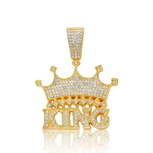 Collana con pendente corona KING dorata con zirconi e catena cubana alla moda