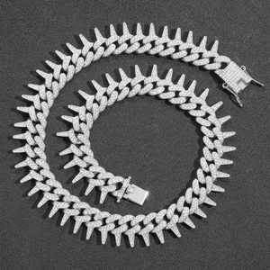 Collier Punk Chaîne Cubaine à Pointes Alliage Strass Hip Hop Iced Out Chaîne d'Épines pour Hommes Femmes Bijoux Streetwear