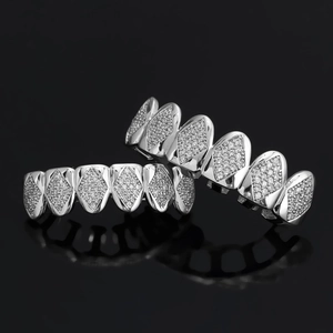 Hip Hop Micropaved Zirconia Dental Grillz Copper Gold Plated Top And Bottom Teeth Halloween Party Individual Cool Jewelry For Men Women