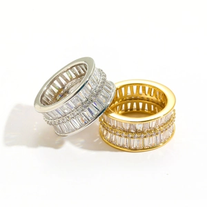 Anelli eternity hip hop placcati oro e argento con zirconi cubici a taglio baguette