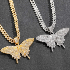 Iced Out Hip-Hop Schmetterling-Anhänger in Gold und Silber mit Diamant-Panzerketten