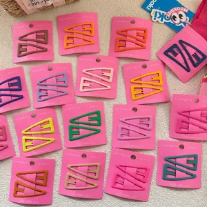 Barrettes à Cheveux Triangle Mat Couleur Bonbon Géométrique Épingles BB pour Femmes Filles Accessoires de Cheveux Tendance