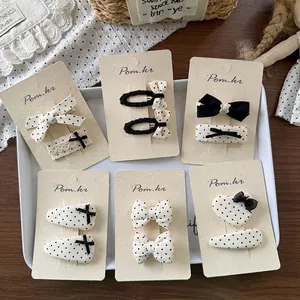 Haarspeldjes set met zwarte en witte stippen voor meisjes, minimalistische stijl
