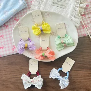 Handgefertigte Kinder-Haarspangen aus Spitzenstoff im 6er-Set in Pastellfarben