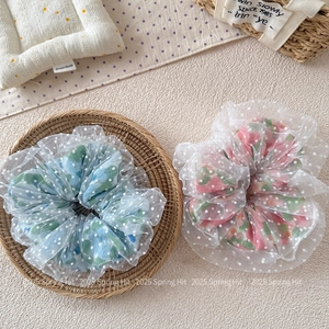 Lot de chouchous à fleurs avec résille à pois en couleurs pastel bleu clair et rose
