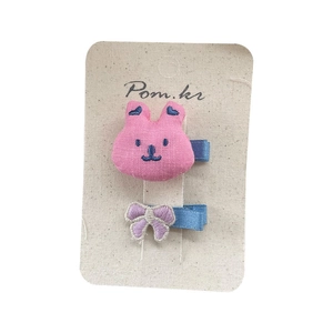 Lot de barrettes brodées pour enfants avec ours rose et nœud papillon violet sur carte