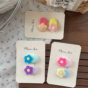 Sweet oval floral hair clips set in Korean style for girls with colorful felt texture