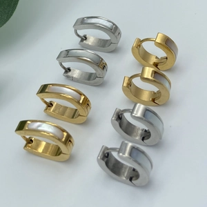 Boucles d'oreilles ovales minimalistes en nacre et acier inoxydable doré et argenté