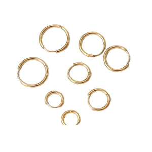 Lot de 7 boucles d'oreilles anneaux en acier titane doré de différentes tailles pour femmes