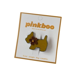 Süße senfgelbe Hunde-Haarklammer mit Samttextur auf einer pinkboo-Karte