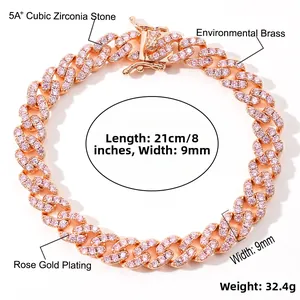 Dettaglio delle pietre di zirconia rosa 9mm sul bracciale cuban in ottone placcato oro rosa
