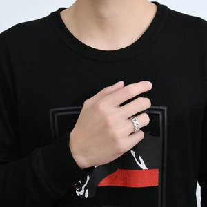 Anello uomo a maglia cubana hip hop in argento con pietre di zirconi cubici incastonati
