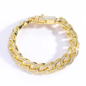 Bracciale cubano da uomo 13mm dorato con strass scintillanti e chiusura a cassetta
