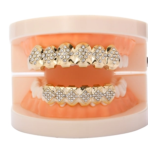 Set de grillz hip hop plaqué or 18 carats avec strass scintillants pour les dents