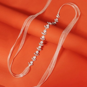 Luxueux Bandeau de Mariée à Fleurs en Strass Alliage de Cristal Feuille Vigne de Cheveux Avec Ruban d'Organza pour Mariage Fête Femme Accessoire de Cheveux