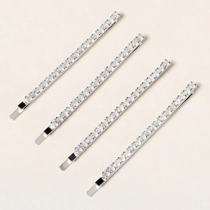 Lot de quatre barrettes à cheveux argentées minimalistes avec des strass ronds brillants