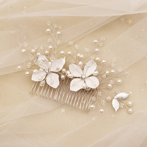 Peigne à Cheveux de Mariée Fait Main Fleurs Blanches Künstliche Perles Strass Alliage Cristal Accessoires Cheveux Mariage pour Femmes