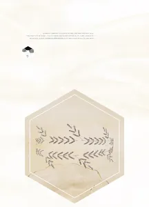 Détail d'un bandeau de mariée argenté avec feuilles de strass pour coiffure de mariage élégante