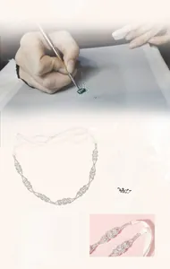 Détails de bijoux de tête de mariée avec feuilles en cristal et rubans de soie blancs