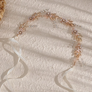 Cerchietto da sposa dorato con perle bianche e cristalli scintillanti per acconciatura capelli