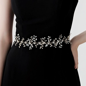 Ceinture Mariée Faite Main Künstliche Perles Strass Fleur Feuille Cristal Écharpe Robe de Mariée Avec Ruban de Satin Femme Bijoux