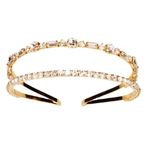 Detail of elegant double-layered golden hairband featuring sparkling crystal rhinestones