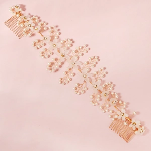 Detail von handgefertigtem Gold Blumen Brauthaarkamm mit eleganten Perlen und Kristallen