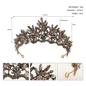 Detailweergaven en afmetingen van barokke zwarte strass bruidskroon en legering tiara