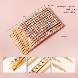 Detailansicht der 60mm goldenen Strass-Haarklammern mit Maßen und Verarbeitung