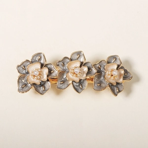Pince à Cheveux Rétro en Émail Fleur Élégant Floral Künstliche Perle Alliage Barrette à Ressort Femme Mariée Fête Mariage Accessoires