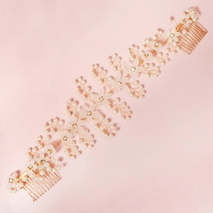 Eleganter goldener Brauthaarkamm mit weißen Harzblumen und Perlen für die Hochzeit