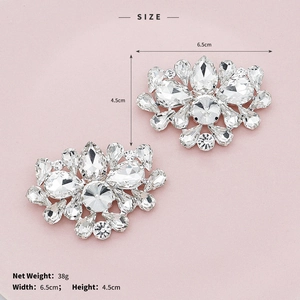 Detailed size parameters of 6.5x4.5cm for sparkling rhinestone shoe clips for bridal footwear