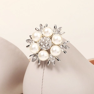 Elegante Legierung Strass Künstliche Perle Blume Schuhclips Für Braut High Heels Hochzeit Party Mode Damen Schuh DIY Dekorationen