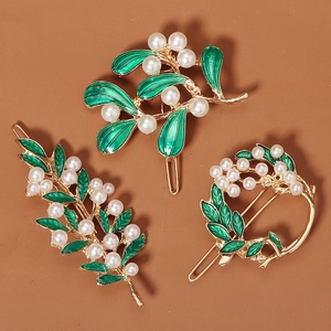 Retro Weihnachts Haarspangen Set aus Goldlegierung mit grüner Emaille und Perlen