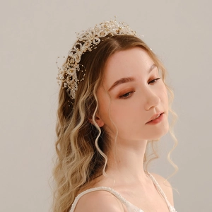 Handmade Crystal Rhinestone Wedding Headband Gold Alloy Artificial Pearl Beaded Bridal Tiara Hair Accessories For Photography Women