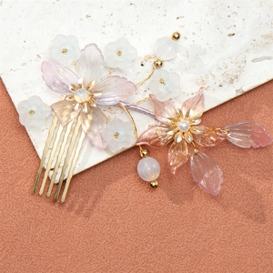 Traditional Chinese bridal hair comb with resin flowers and pearls in pink and gold