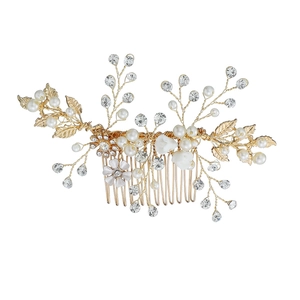 Elegant floral bridal hair comb with pearls and rhinestones on a gold alloy base