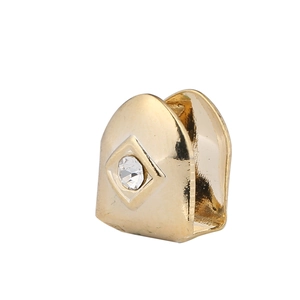 Hip hop gold single tooth grillz with sparkling diamond inlay for a cool style