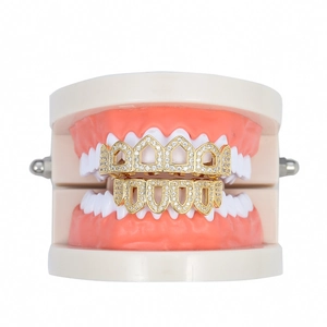 Ensemble grillz hip hop doré avec micro-pavage de zircone pour dents du haut et du bas