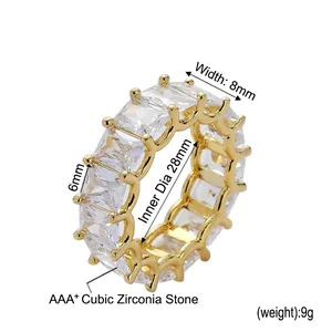 Macro detail of men's 18K gold-plated hip hop ring with 8mm width and AAA+ cubic zirconia