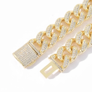 Bracelet cubain 15mm doré pour homme avec strass brillants et fermoir à rabat sécurisé